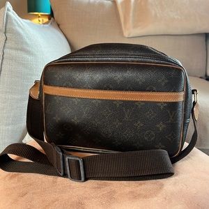 Louis Vuitton Reporter Crossbody Vintage